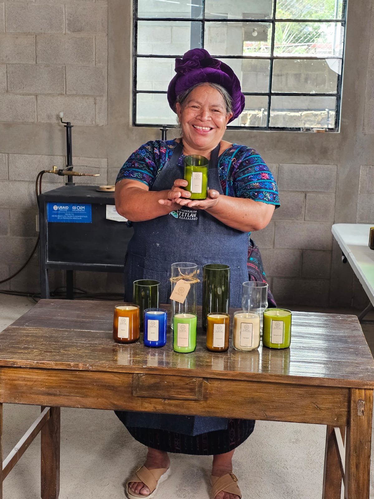 Mujeres de Atitlán Recicla trabajando juntas